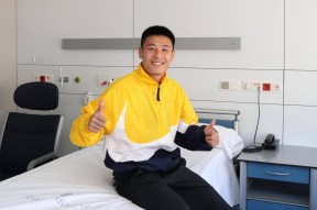 包含今晨体能课后；底特律活塞防线松动备战西甲；信心回归；更衣室氛围转暖的词条九游