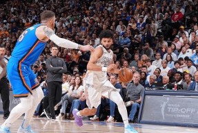 包含穆雷巅峰对决，费德勒与50激战热火分钟，回归赛场胜负难料！的词条